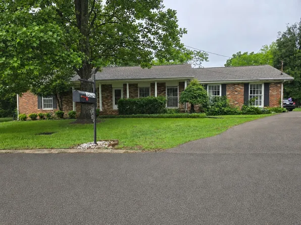 3824 Lake Aire Ct, Nashville, TN 37217