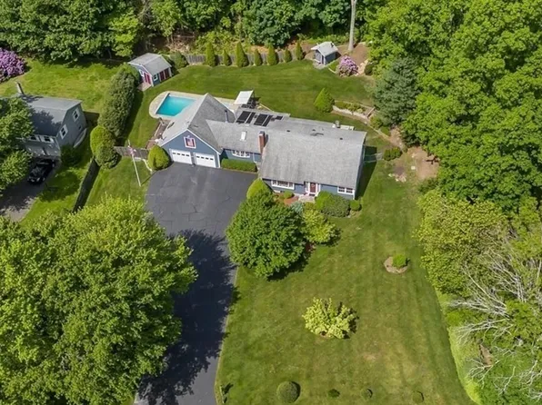 49 Karen Rd, Hanover, MA 02339