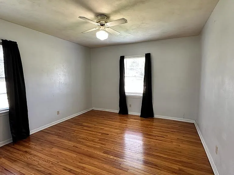 2766 N Barksdale Dr — Photo 8