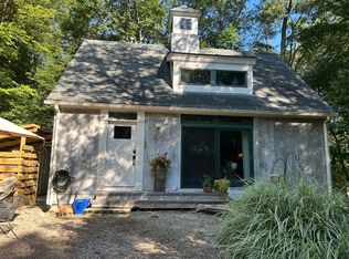 191 Stone Church Rd, Tiverton, RI 02878