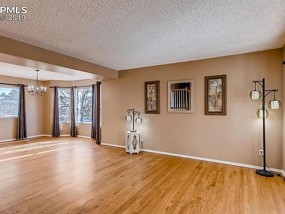 4th image of 8325 Ravenel Dr