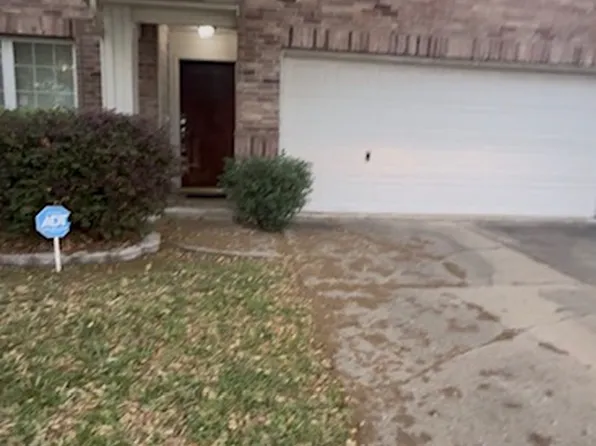 8411 Garrett Green Ln, Richmond, TX 77407
