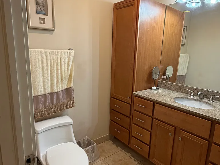 2435 W Rice St #2 — Photo 16
