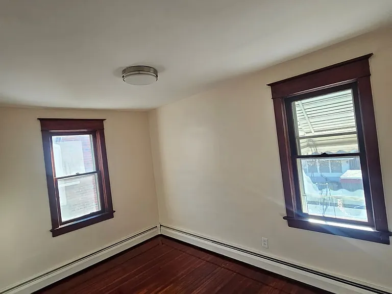 119 Virginia Ave — Photo 6