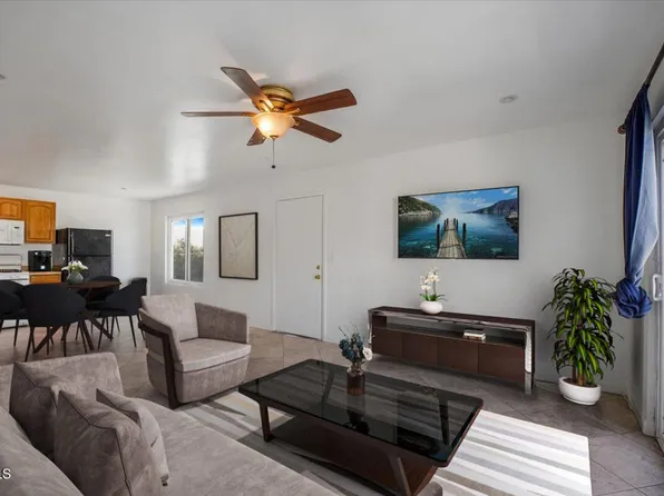 218 S Steckel Dr, Santa Paula, CA 93060