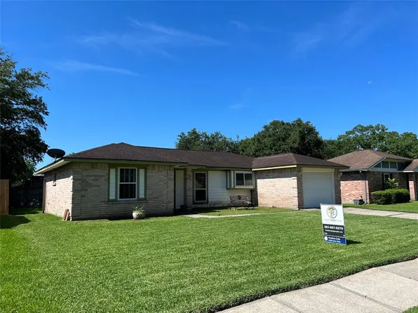 2505 Drummer Drive, League City, TX 77573
