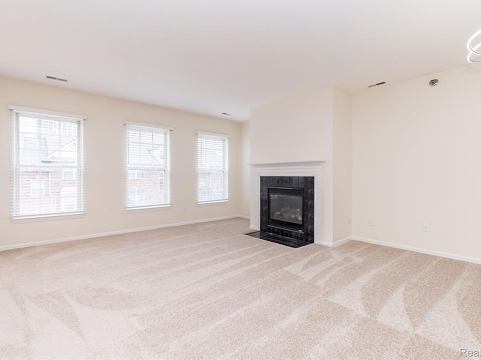 25540 Saint James, photo 13