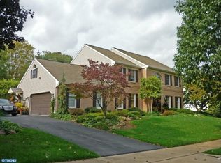 1917 Sturbridge Dr, Wyomissing, PA 19610