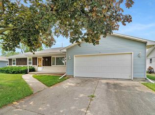 2611 N Alexander St, Appleton, WI 54911