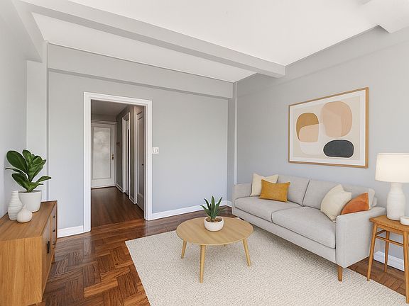 4th image of 433 W 34th St APT 19C