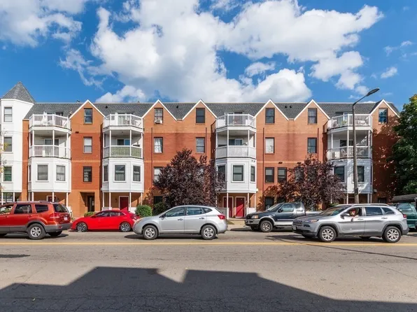 336 Adams St APT 17, Dorchester, MA 02122