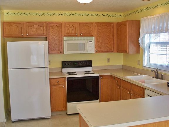 4th image of 1548 Brighton Way #1902