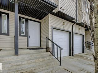 1820 34th Ave NW, Edmonton, AB T6T0N9