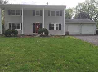 55 Sunnybrook Dr, Freehold, NJ 07728