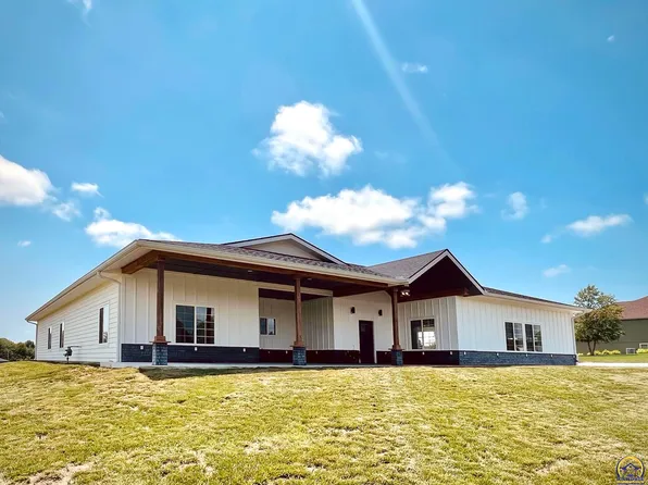 853 Romine Rdg, Osage City, KS 66523