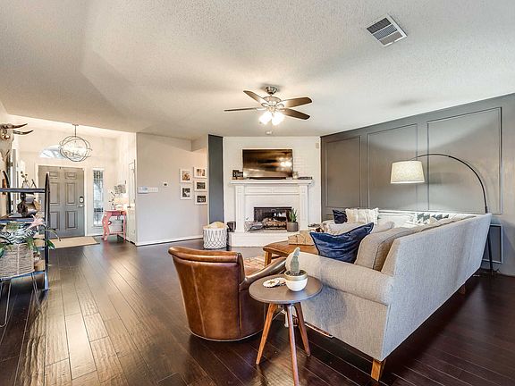 714 Palm Desert Dr _ 10.jpg