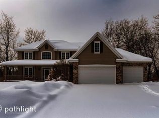 13748 Nevada Cir, Savage, MN 55378