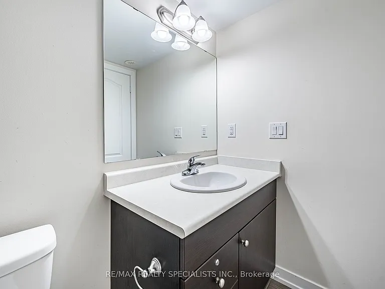 30 Dunsheath Way #527 — Photo 19