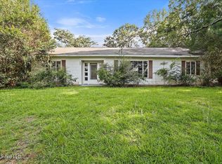 6201 N McRaven Rd, Jackson, MS 39209