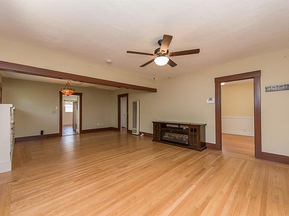 3rd image of 1253 Ripley Street