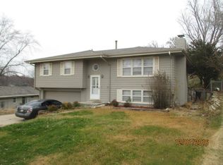 504 Westcott Dr, Bellevue, NE 68005