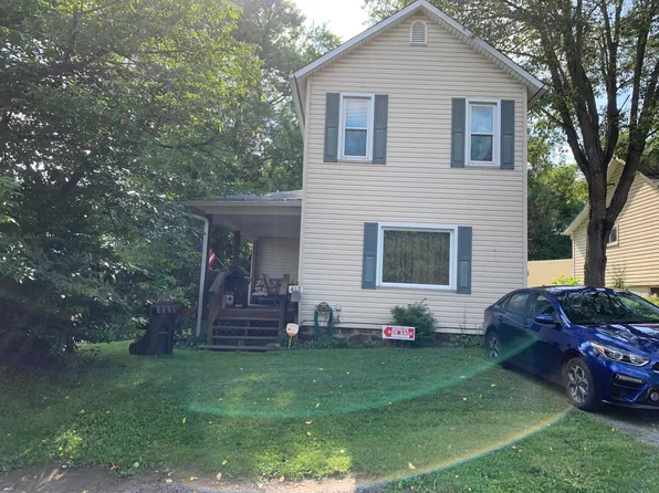 417 Sumner St, East Palestine, OH 44413