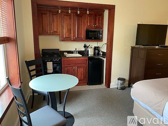 2nd image of 1028 E Juneau Ave APT 617