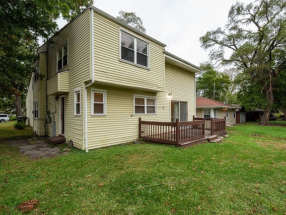 2nd image of 17041 Annetta Ave