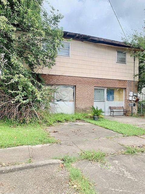 2nd image of 1620 Federal Ave