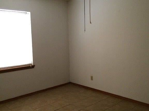 5th image of 1620 Norma Ln #3
