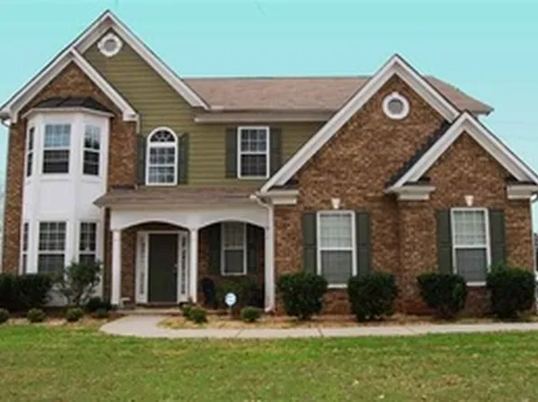 100 Stafford Beach Dr, Byron, GA 31008