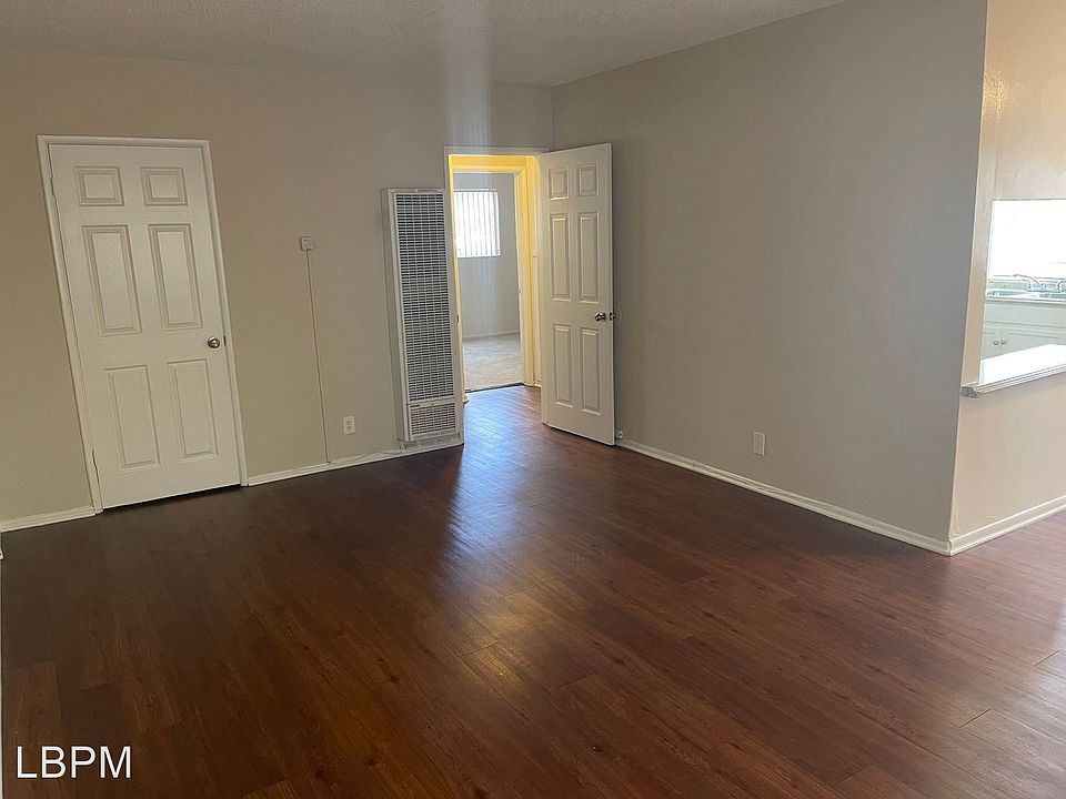 1st image of 6851 Whitsett Ave APT 1