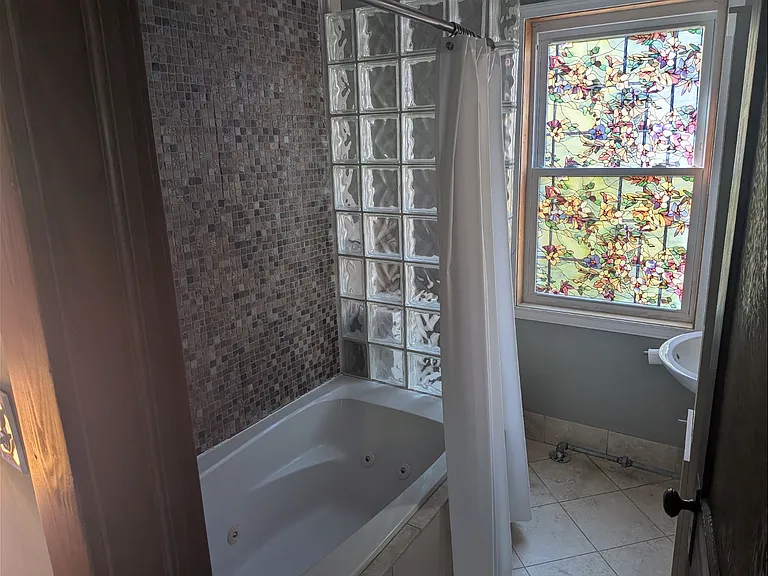 208 Orchard Pl #1 — Photo 36