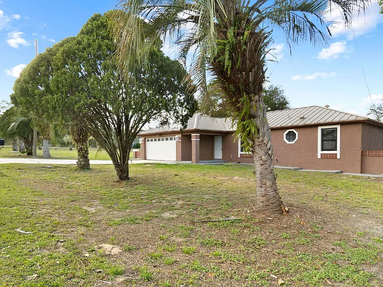 3 Olive Drive Run — Photo 20