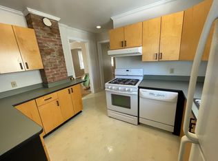 48 Field St, Rochester, NY 14620