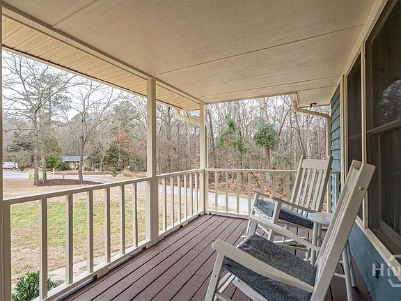 4th image of 59 Busbin Lane