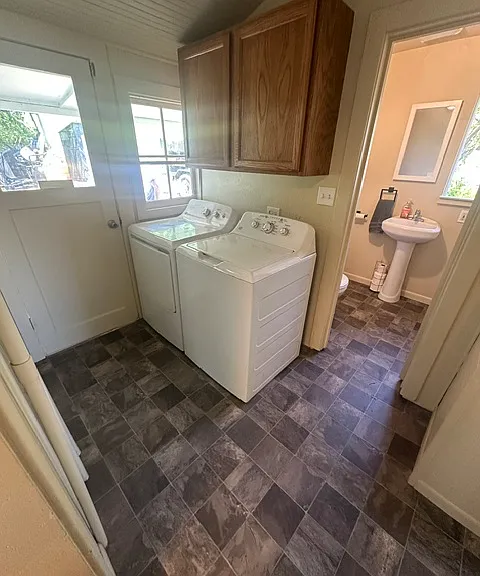 1615 SE 2nd St — Photo 11