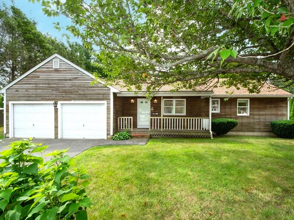 80 Cherry St, Plymouth, MA 02360