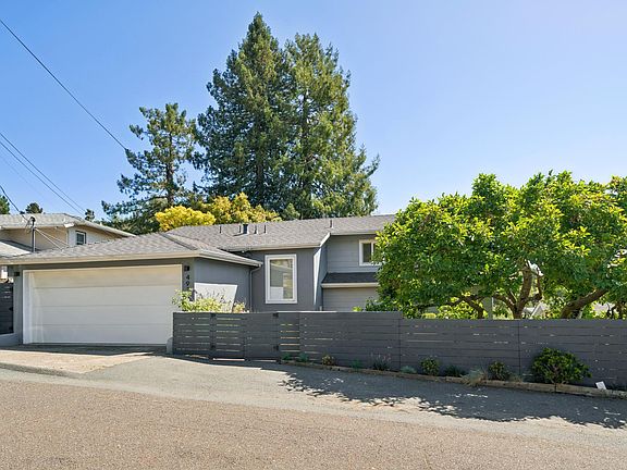 5th image of 4923 Harbord Dr