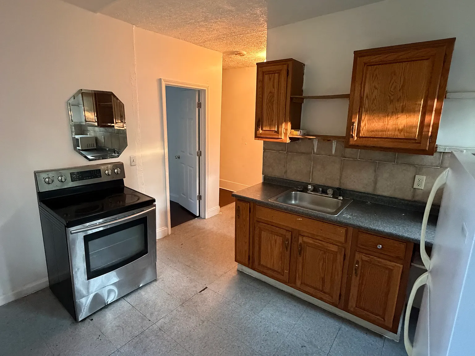 2 bed, 1467 sqft, $850 — Photo 2