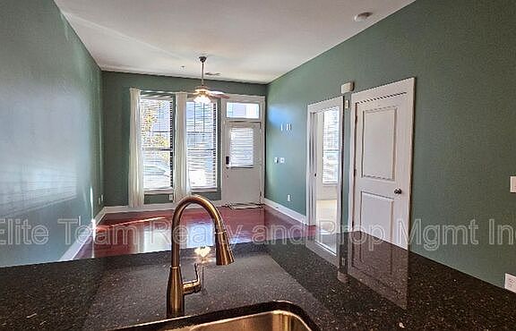 3rd image of 3243 Noda Blvd