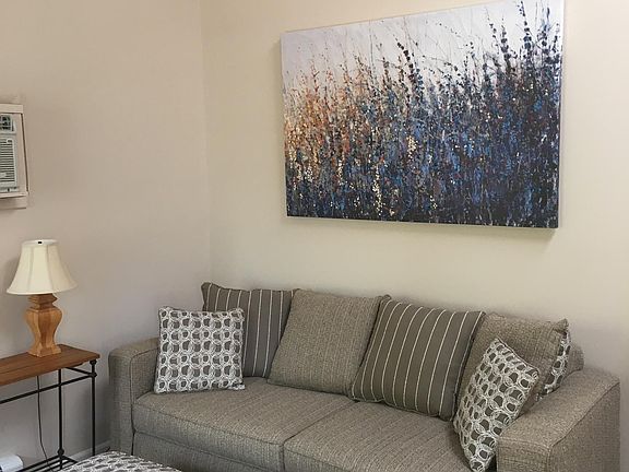 5th image of 5740 Hilltop Way #20
