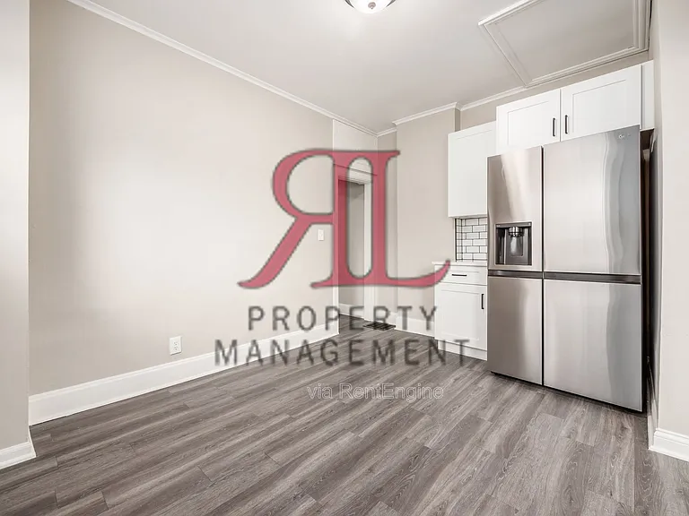 1268 Courtland Ave — Photo 15