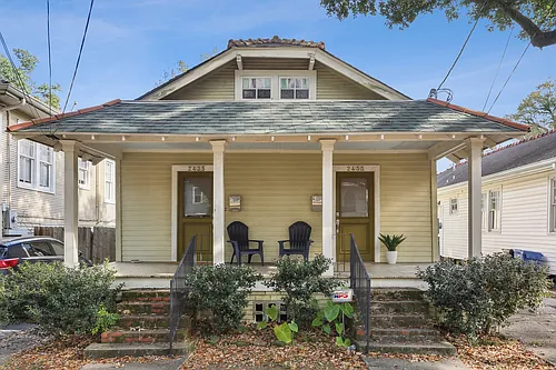 2433 Palmer Ave Photo 1