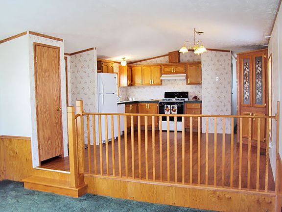 2nd image of 38075 Le Chateau Blvd