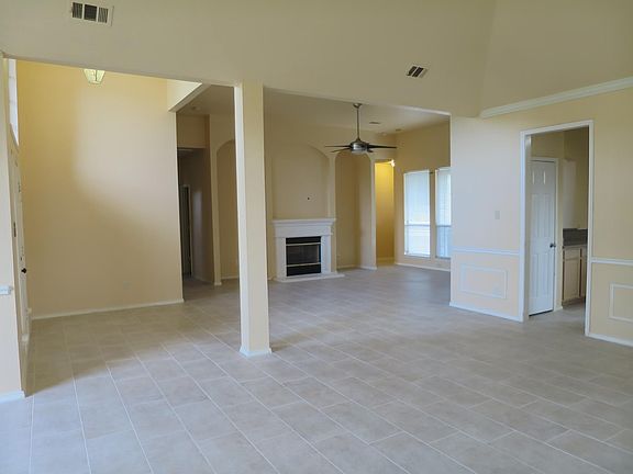 2nd image of 1421 Kleber Dr