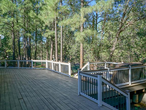 4th image of 2725 Lockwood Dr