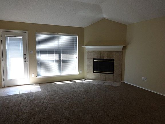 4th image of 5004 Diamond Springs Ct