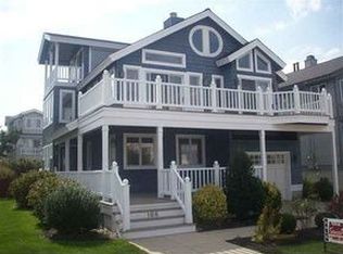 166 7th St, Avalon, NJ 08202