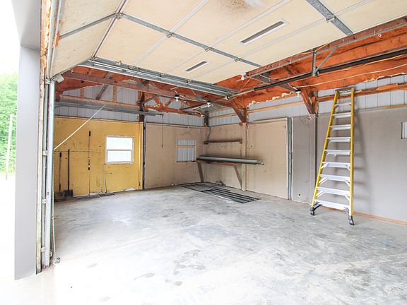 4th image of 3570 E County Road 20 N